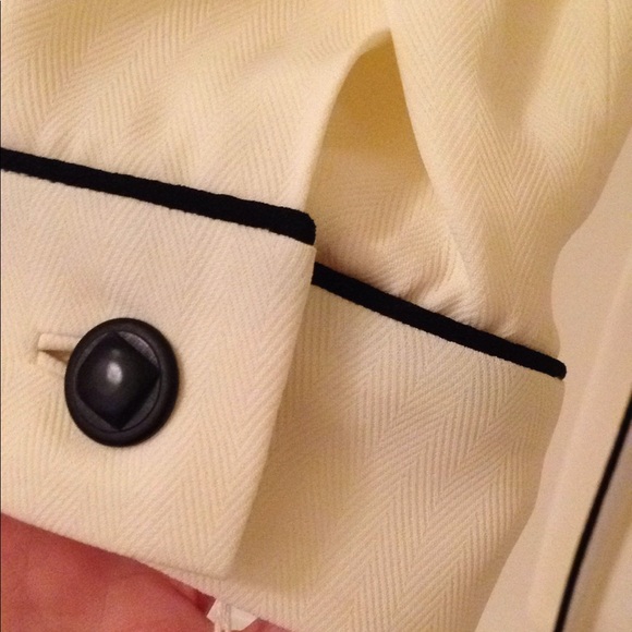 ♦️SOLD - ZELDA Swing Jacket. NWT. Size 2. - Picture 7 of 7